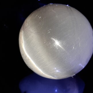 Sfera in Selenite Sericolite la Pietra degli Angeli Grezza