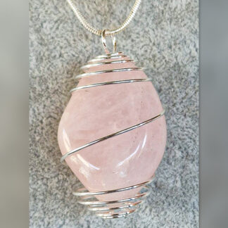Ciondolo con Quarzo Rosa Lucidato Burattato extra
