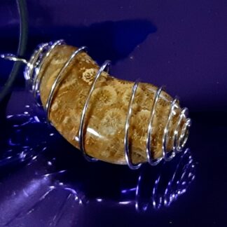 Ciondolo con Corallo Fossile