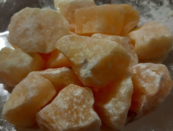 Calcite Giallo Miele Grezza Media