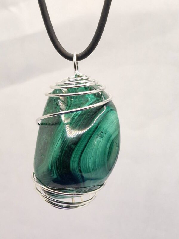Ciondolo con Malachite Pietra Grande Lucidata Burattata - immagine 2